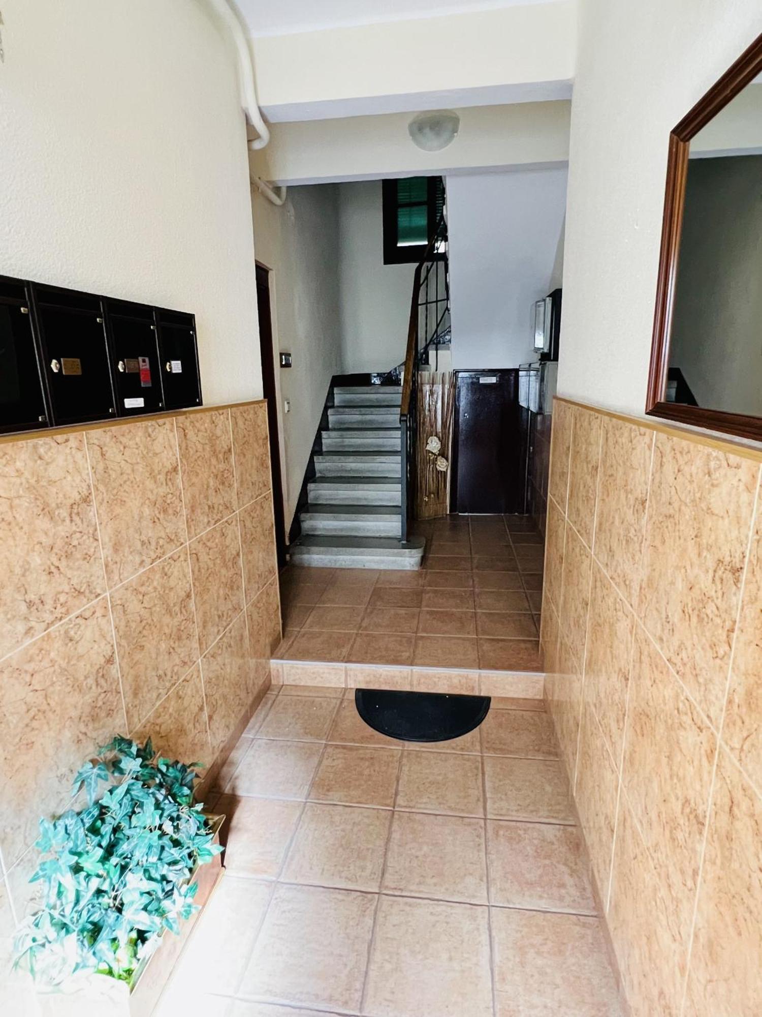Apartamento Betty Apartment Zaragoza Exterior photo