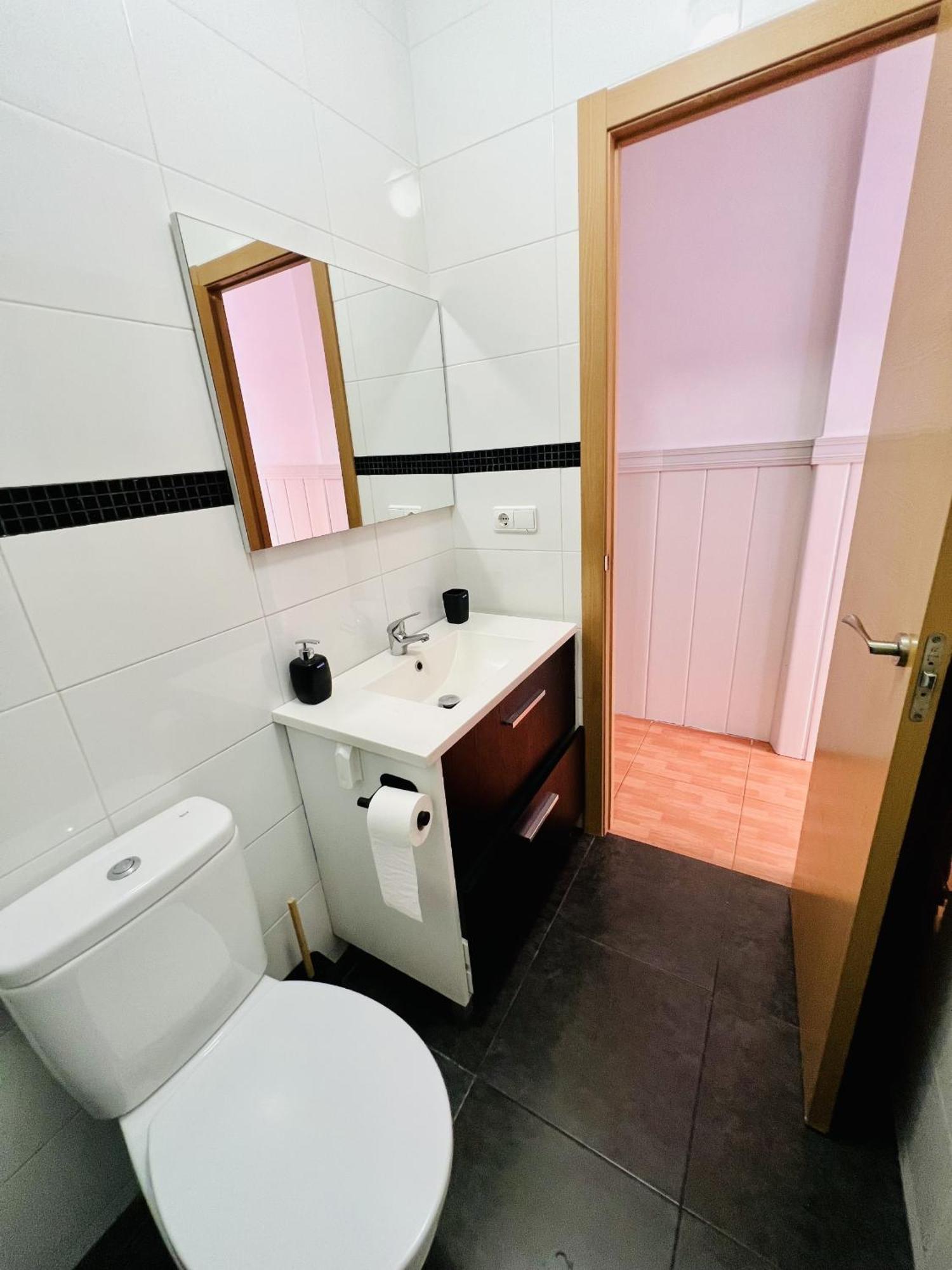 Apartamento Betty Apartment Zaragoza Exterior photo